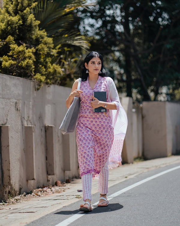 Akirti Pink Floral sleeveless EXP